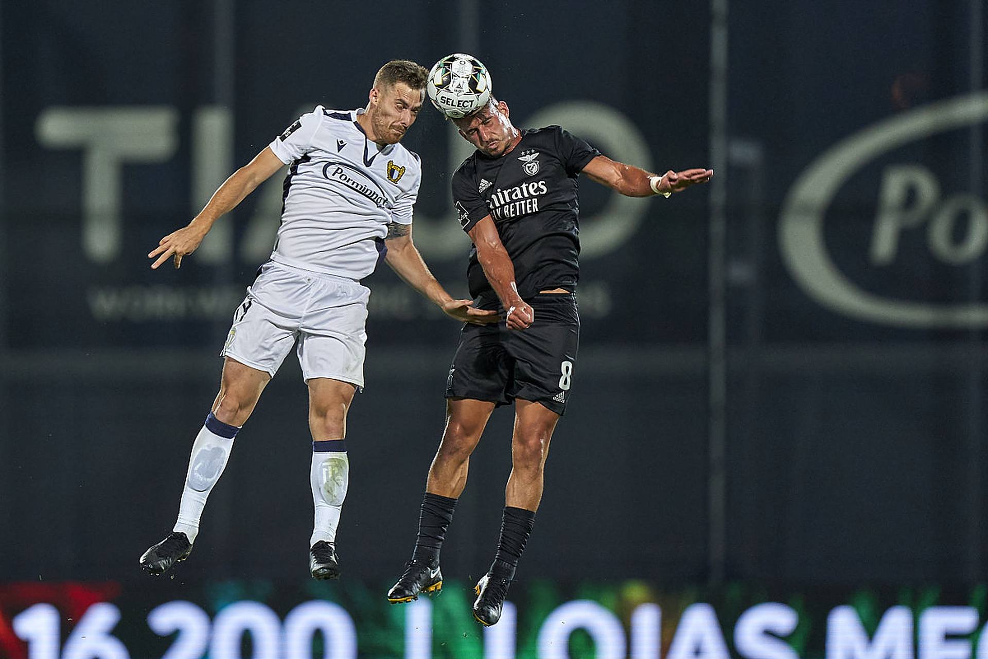 关于足球常规赛上演强强对话,河套犀牛队绝杀徽州飞鹰队,多点开花奏效;细节处理更胜一筹的信息 关于足球常规赛上演强强对话,河套犀牛队绝杀徽州飞鹰队,多点开花奏效;细节处理更胜一筹的信息