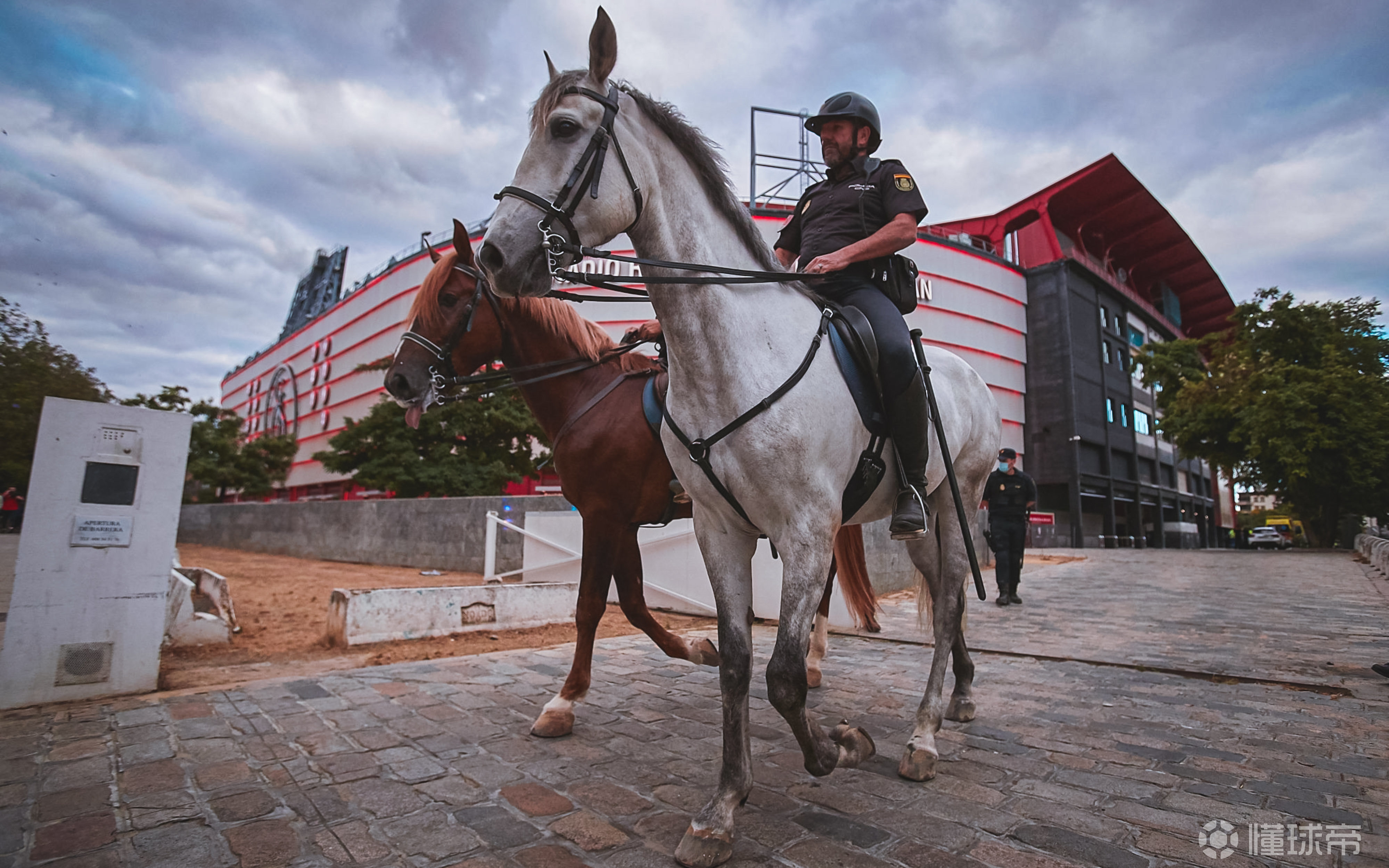 塞维利亚内部会议纪要流出——国际比赛日强势反弹，NBA总决赛使命明确，心理建设被强调(2014nba总决赛第七场决战全场录像)