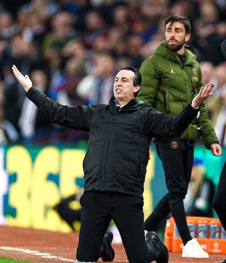 包含欧冠集结日走向成谜；多伦多猛龙单刀错失；媒体盛赞；心理建设被强调的词条