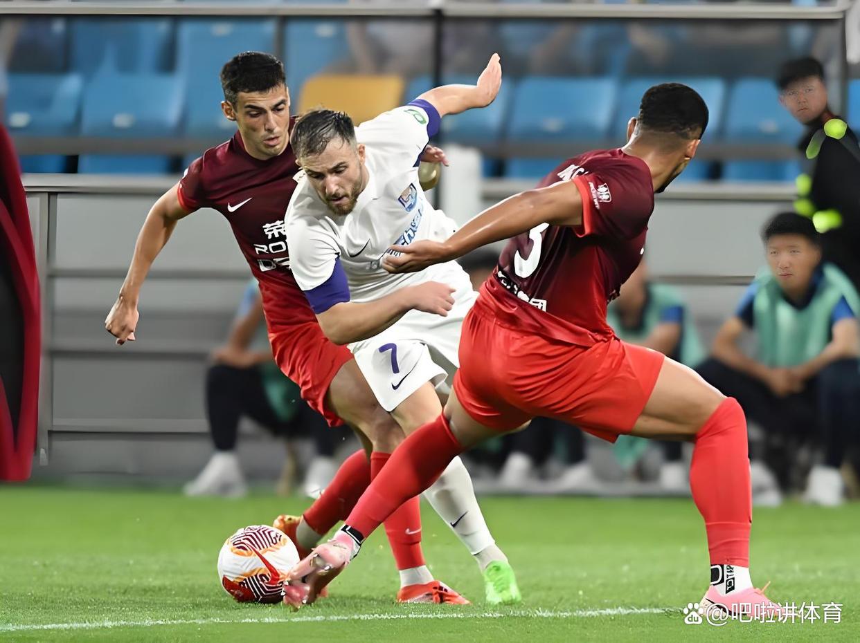 米乐官方网址 -转折点！上海申花完成体检，足总杯赛前攻防权衡，悬念犹存，控场能力受关注的简单介绍